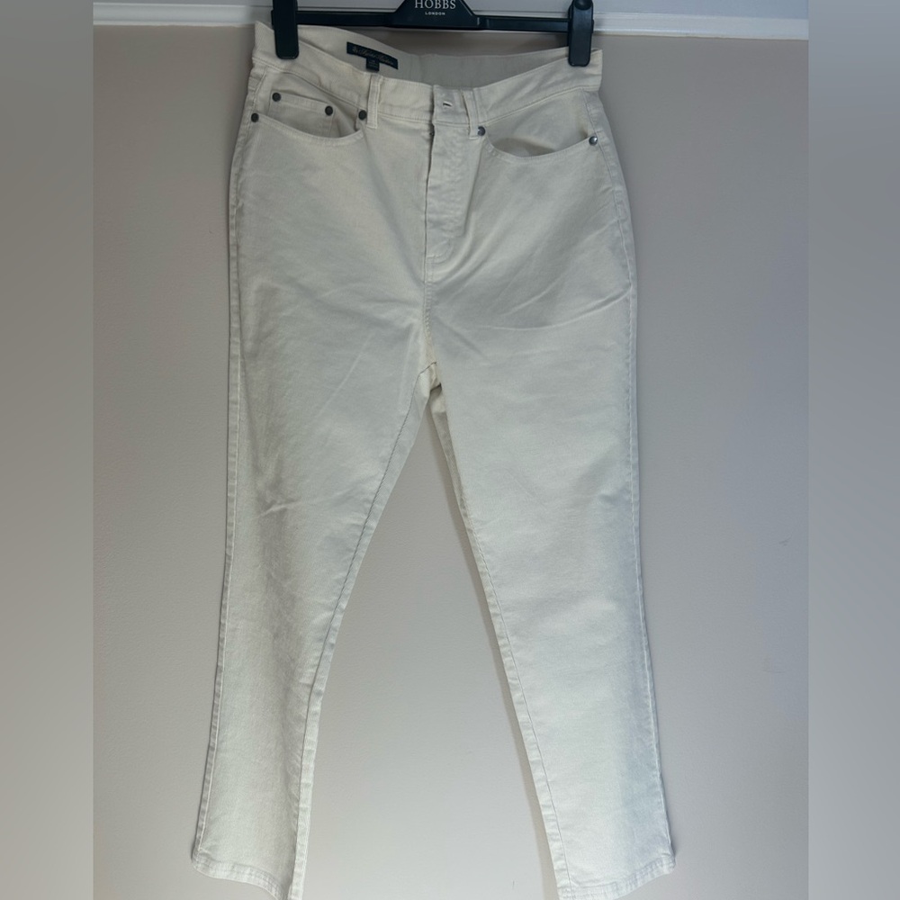 Brooks Brothers Winter White / Cream Straight Leg Cords. Size 12. NWT